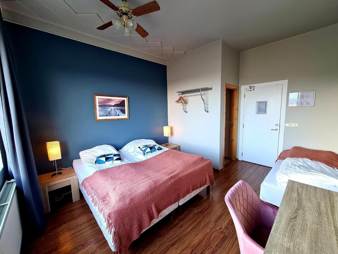 Hlin Guesthouse Вармахлид Экстерьер фото